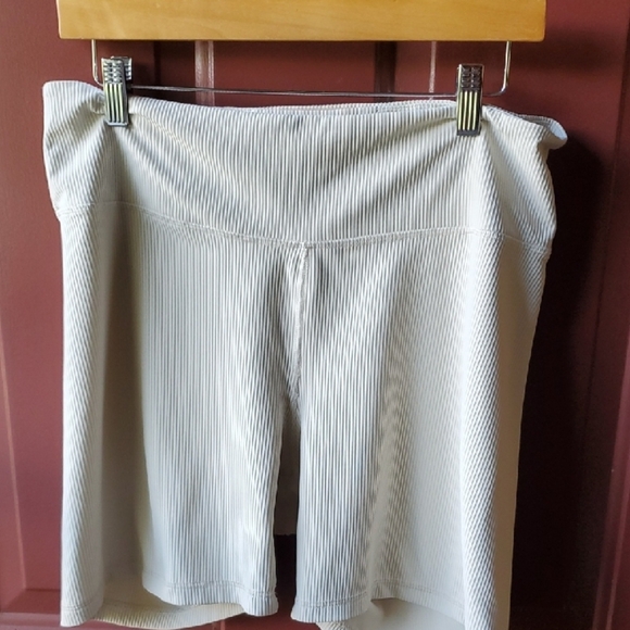 Old Navy Pants - Old Navy Women's Striped Bike Shorts - Gray